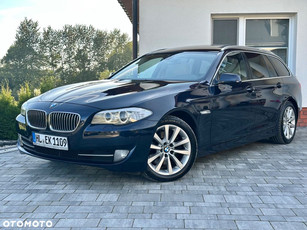 BMW Seria 5 530d xDrive Touring Sport-Aut Modern Line - 2