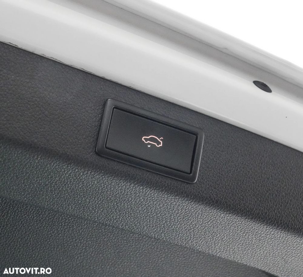 Skoda Superb 2.0 TSI 4X4 DSG Scout - 26