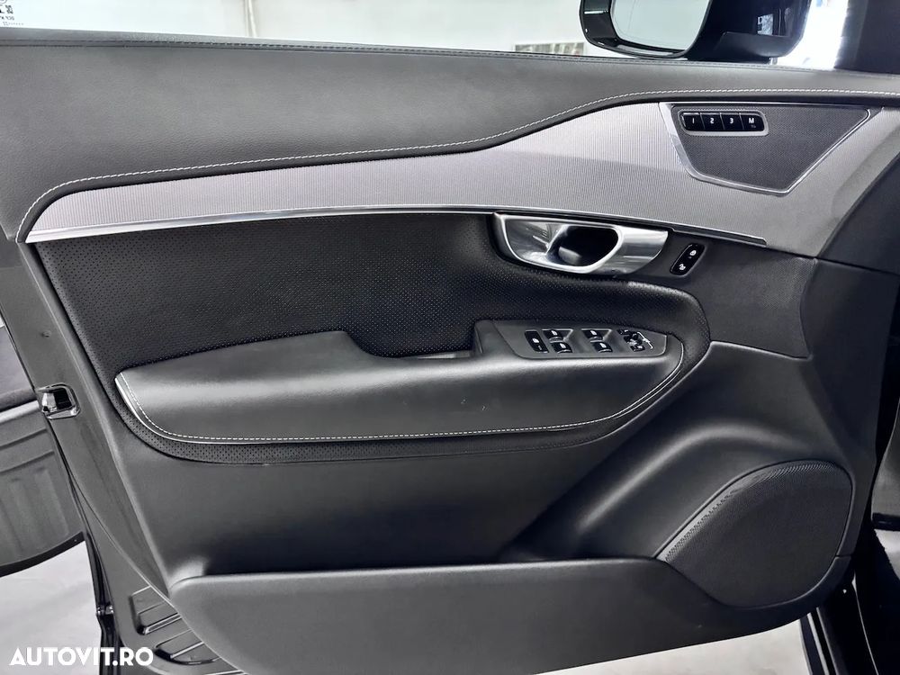 Volvo XC 90 T8 AWD Recharge Ultimate Dark - 12