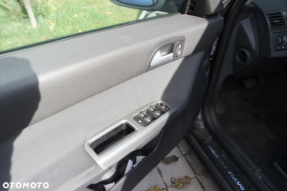 Volvo S40 - 12