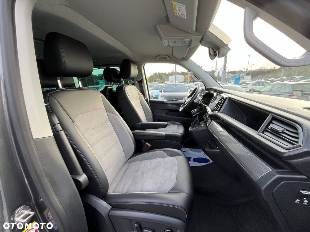 Volkswagen Multivan - 22