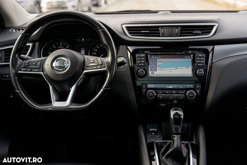 Nissan Qashqai 1.6 DCI Xtronic N-Connecta - 19