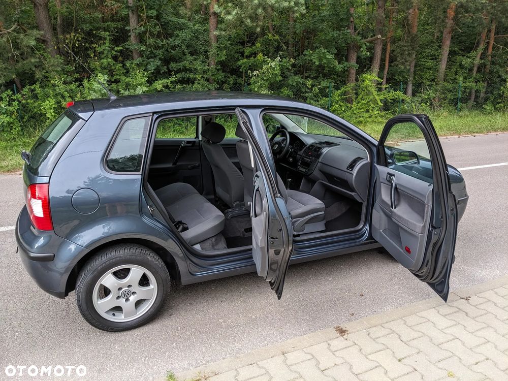 Volkswagen Polo 1.2 Comfortline - 25
