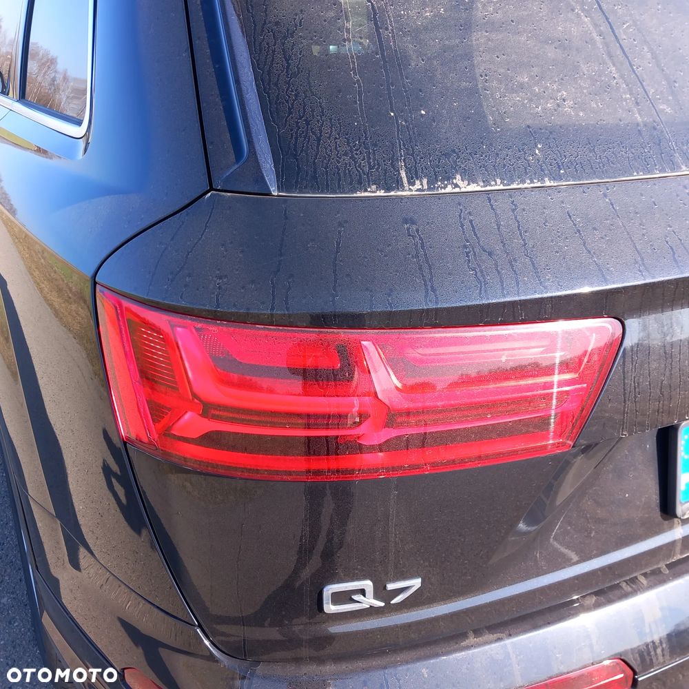 Audi Q7 - 15