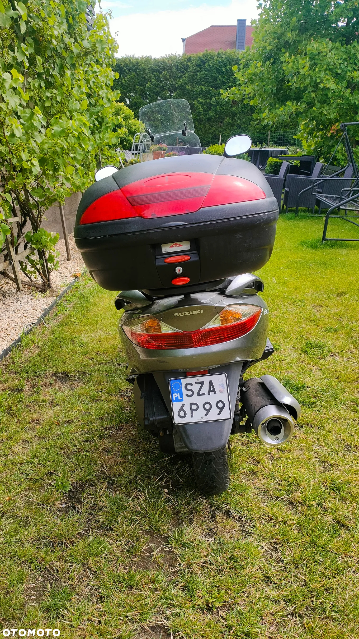 Suzuki Burgman - 7