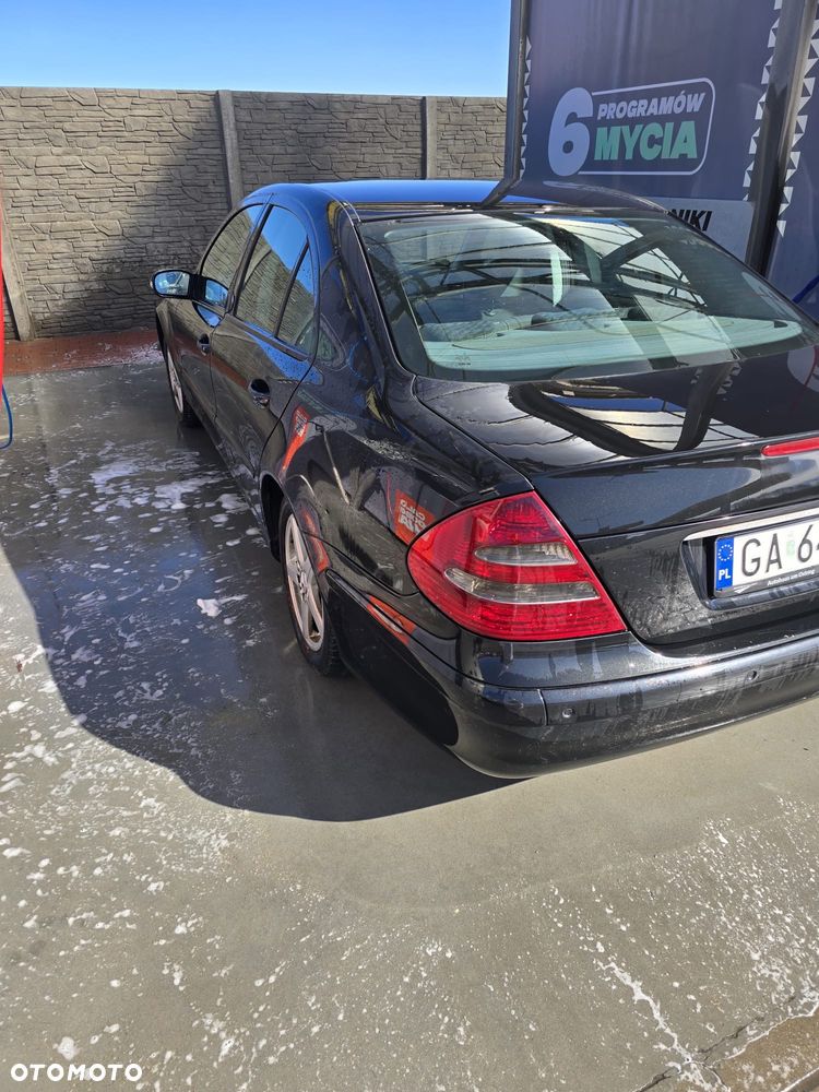 Mercedes-Benz Klasa E - 8