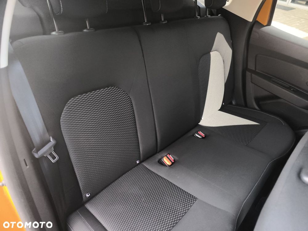 Dacia Duster 1.3 TCe FAP Comfort - 22