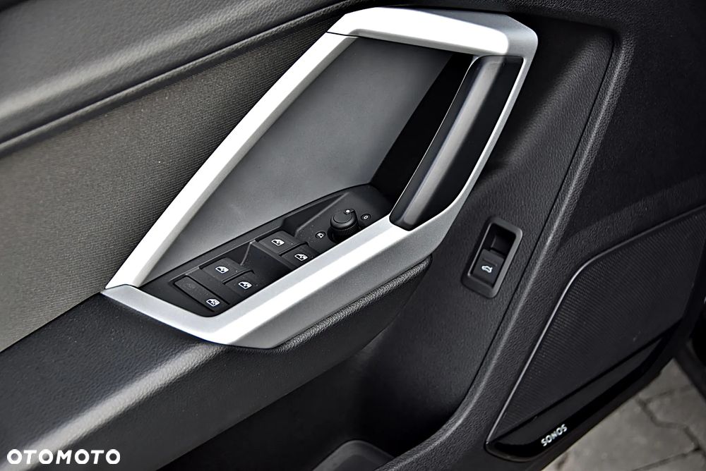 Audi Q3 35 TFSI S tronic - 17