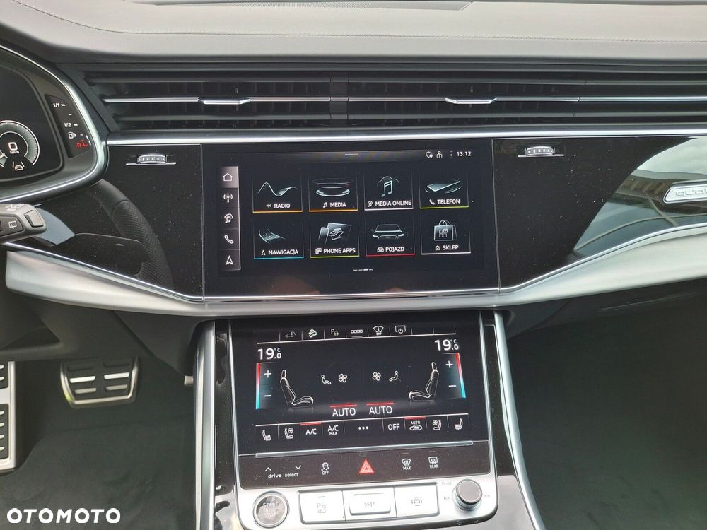 Audi Q8 - 33