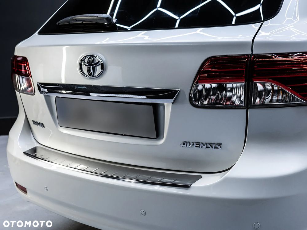 Toyota Avensis 2.0 Business Edition - 8