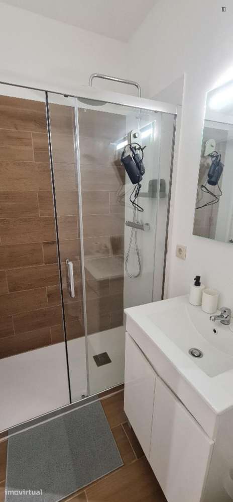 Apartamento com 1 quartos - localizado em Santo Ildefonso Porto - Grande imagem: 3/11
