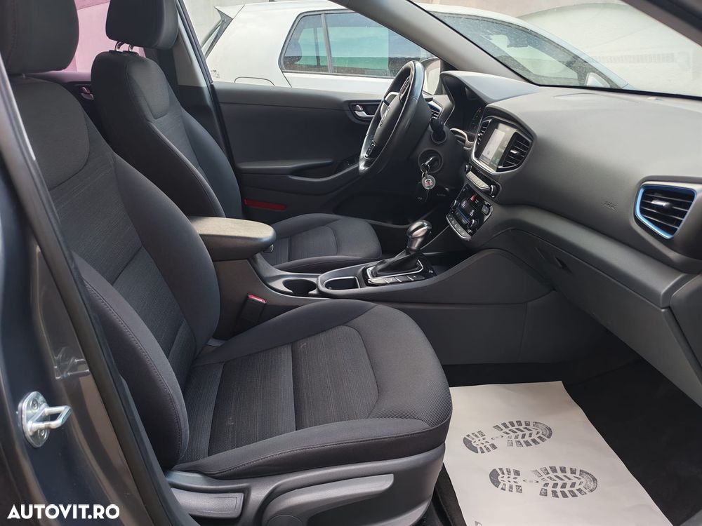 Hyundai IONIQ 1.6 GDI Style - 9