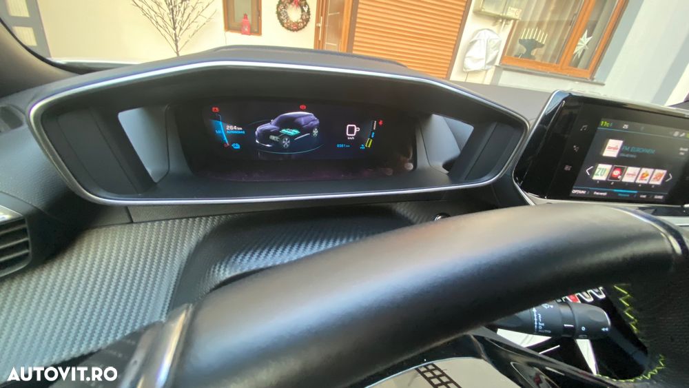 Peugeot 2008 e-2008 50 kWh GT - 13