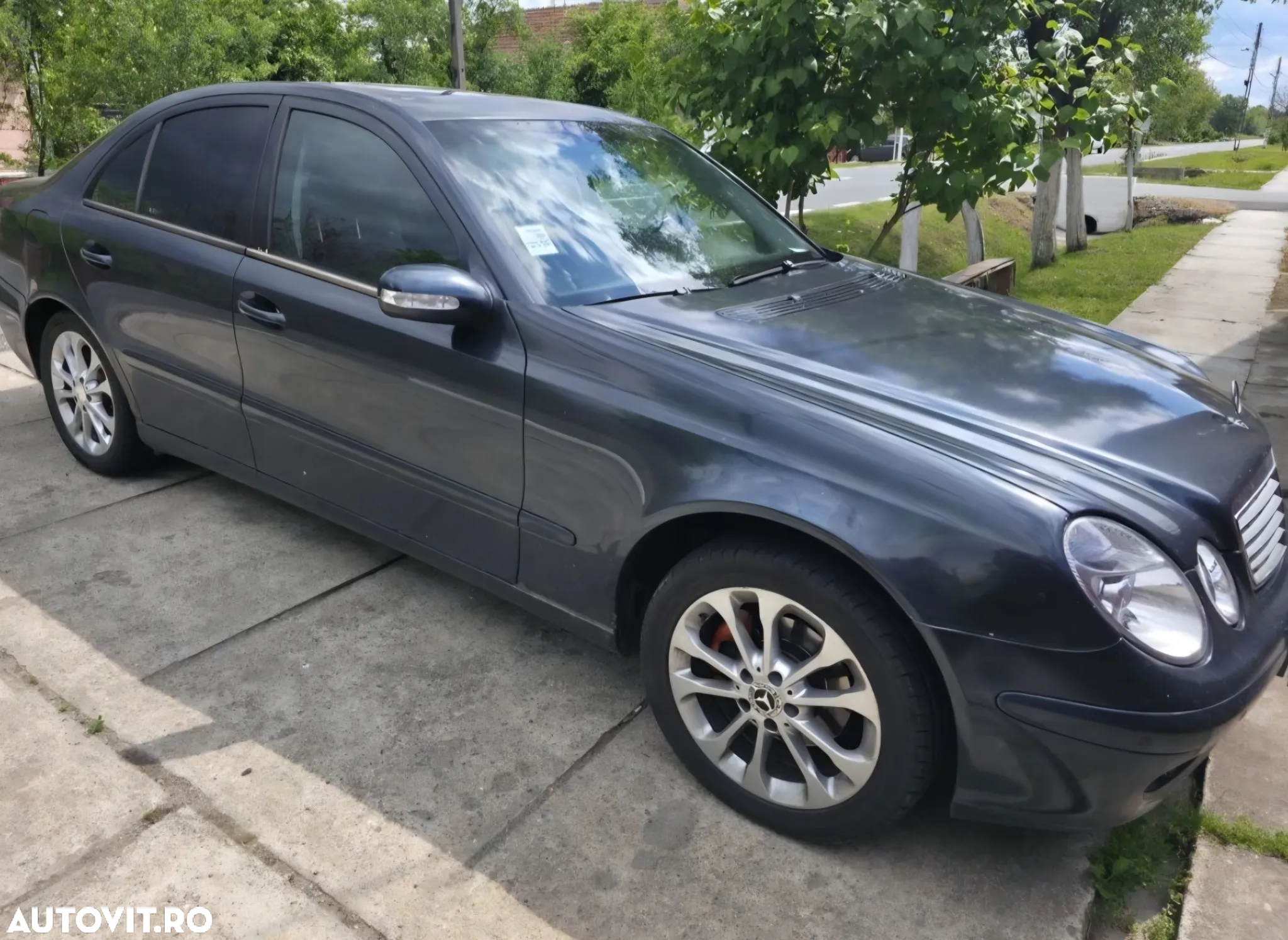 Mercedes-Benz E - 2