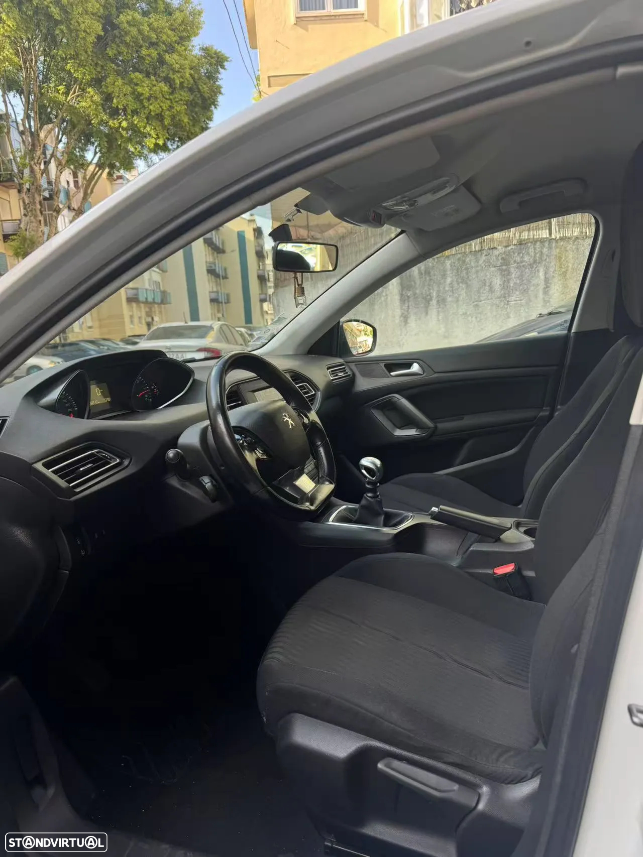 Peugeot 308 1.5 BlueHDi Allure - 5
