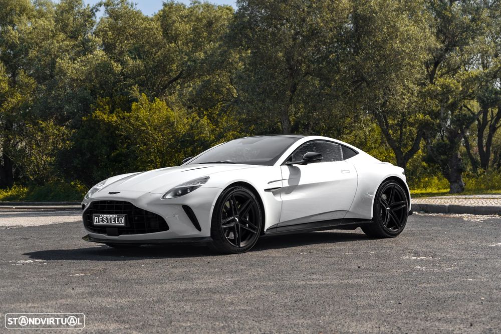 Aston Martin Vantage Coupe - 1