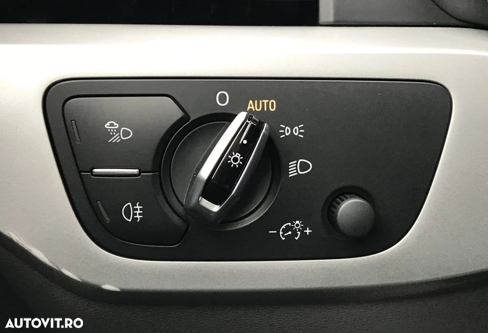 Audi A4 2.0 TDI DPF clean multitronic Attraction - 23