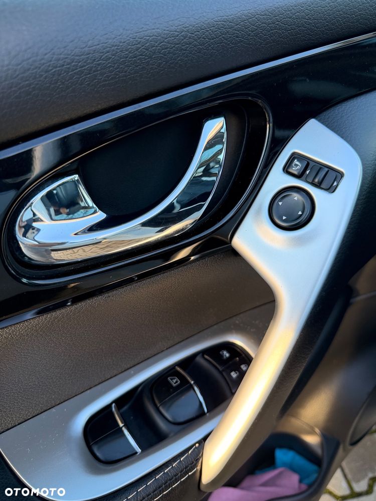 Nissan Qashqai 1.2 DIG-T Tekna EU6 - 23