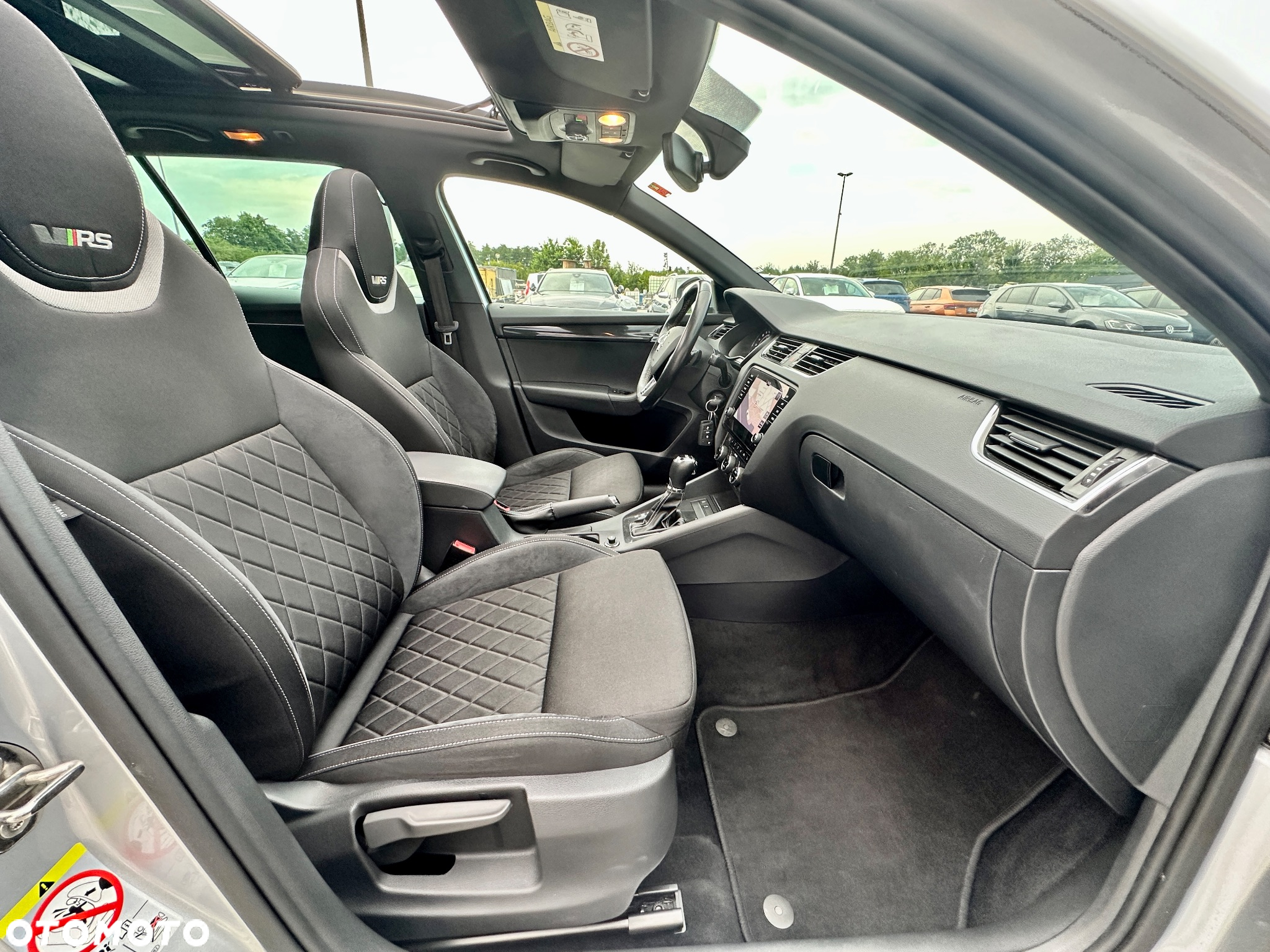 Skoda Octavia Combi 2.0 TDI DSG RS - 20