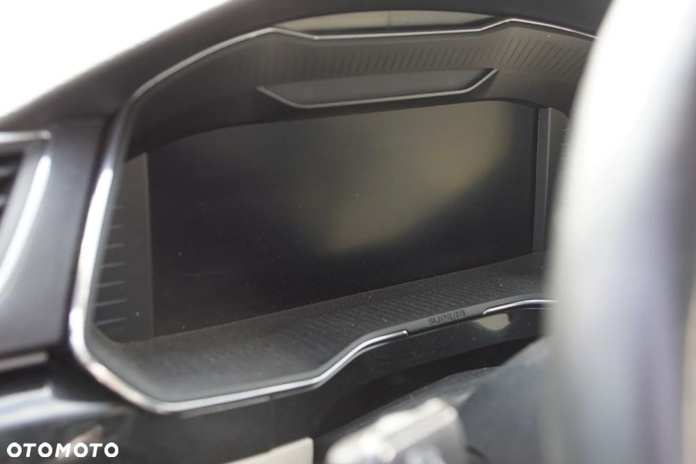 Auto na części - Skoda Superb III 2.0 TDI 190 KM DFHA TCX LF9R 2018R Silnik Skrzynia Drzwi Błotnik Zderzak Klapa Lampa Lusterko Klamka Szyba Deska Kokpit Sterownik Moduł Czujnik Licznik Wyświetlacz Panel Kierownica - 13