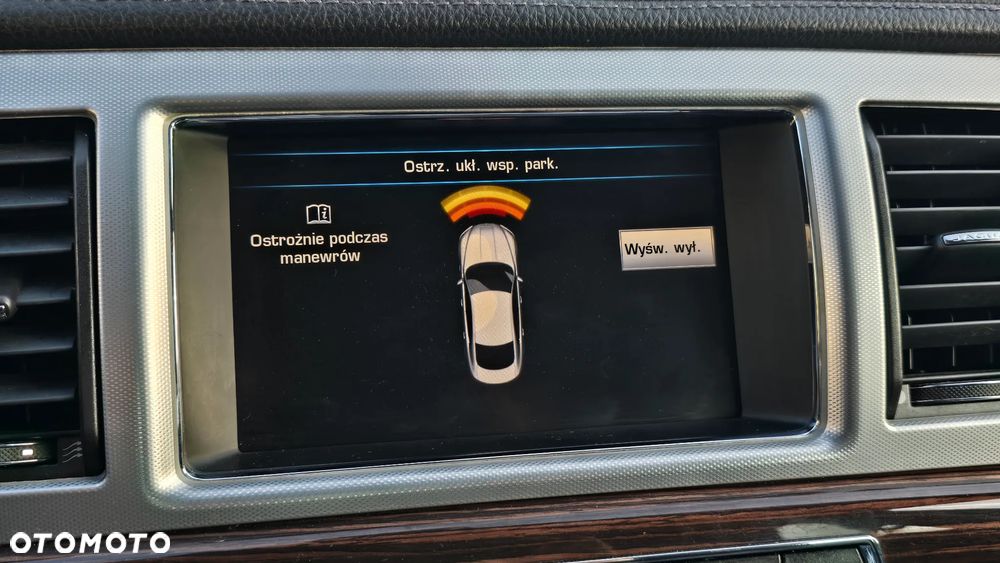 Jaguar XF 2.2 D Premium Luxury - 22
