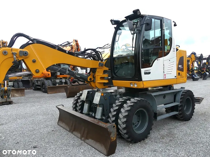 Liebherr A910 Compact / Sprowadzona / Super Stan / - 35