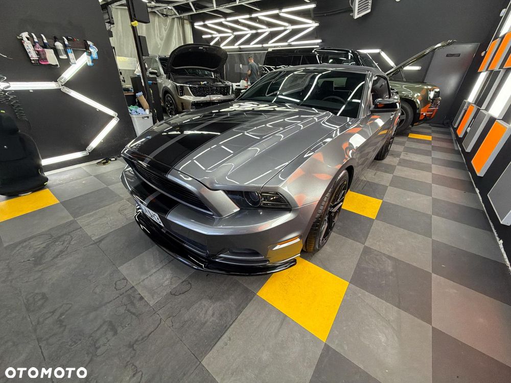 Ford Mustang 3.7 V6 Premium - 37