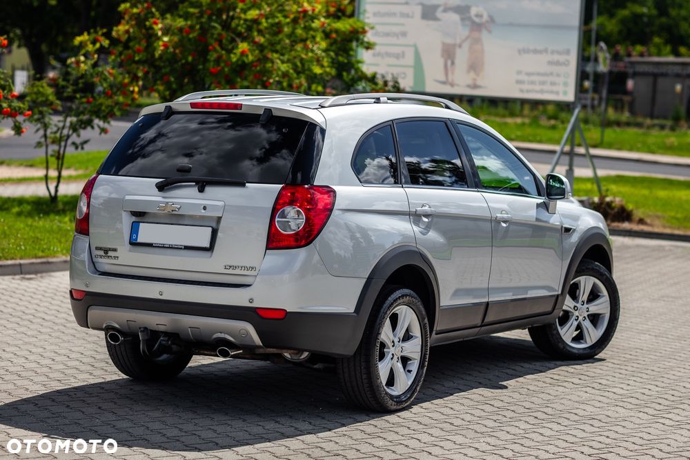 Chevrolet Captiva 2.2 2WD LT+ - 11