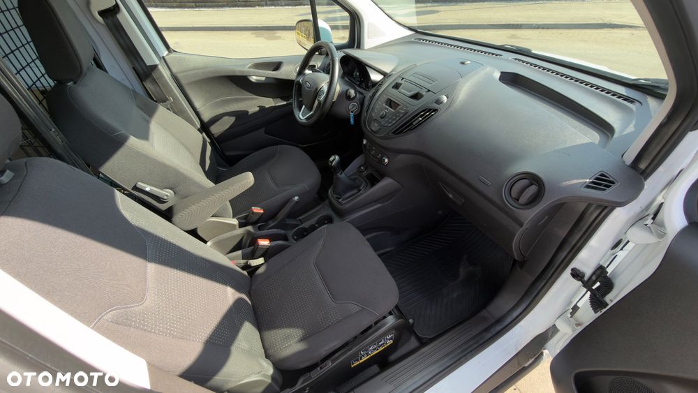 Ford Transit Courier Basis - 16