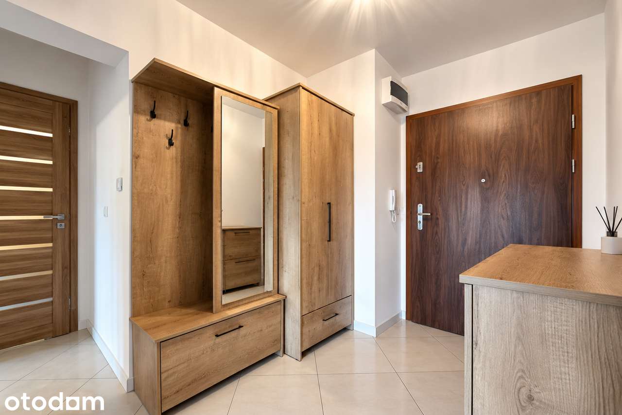 Komuny Paryskiej 56, 3 pokoje, balkon, lazienka
