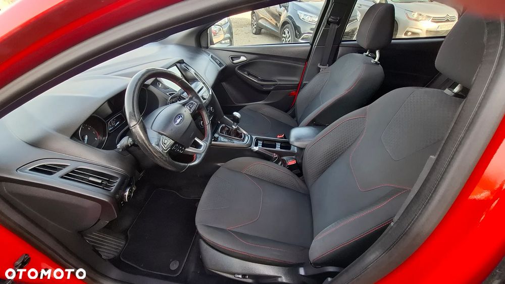 Ford Focus 1.5 EcoBoost STart-Stopp-System ST-LINE - 8