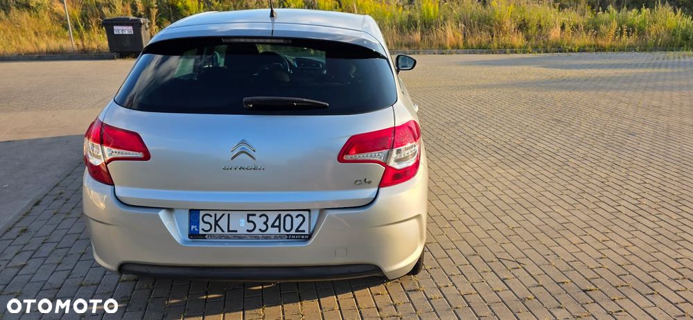 Citroën C4 1.6 HDi Attraction - 9