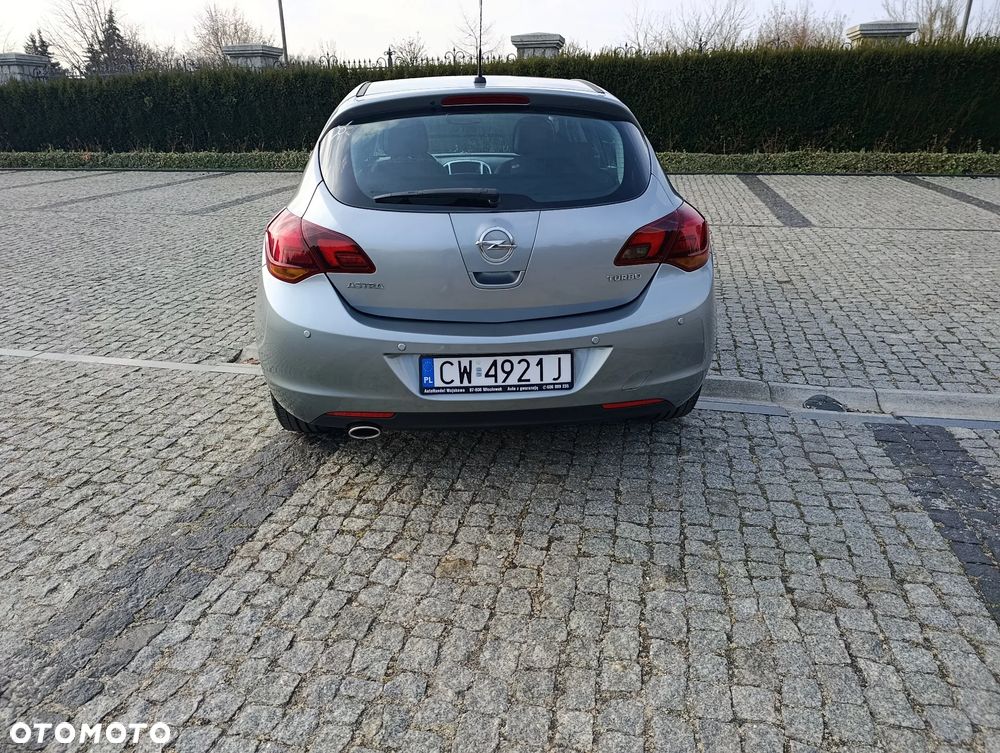 Opel Astra 1.4 Turbo Design Edition - 3