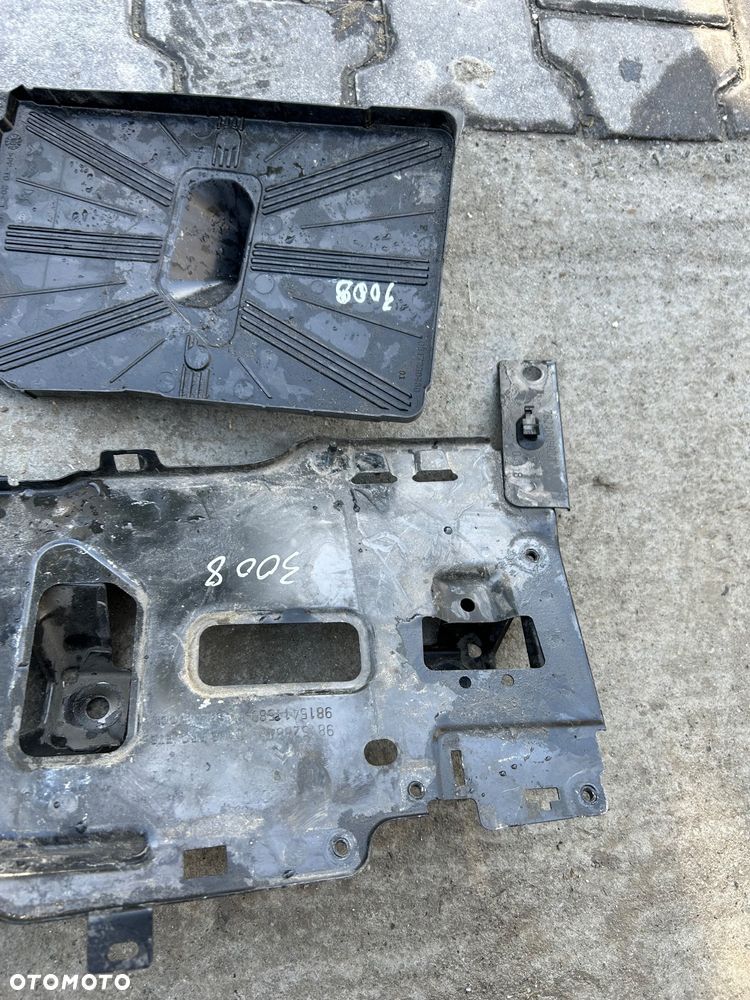 Peugeot 3008 II podstawka pod akumulator C5 Aircross - 3