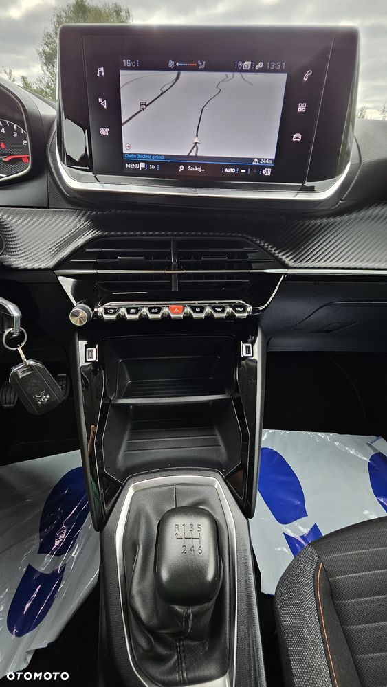 Peugeot 2008 Benzin 100 Style - 34
