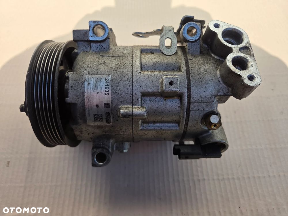 Sprężarka klimatyzacji kompresor Peugeot 308 T9 1.6 THP - 5