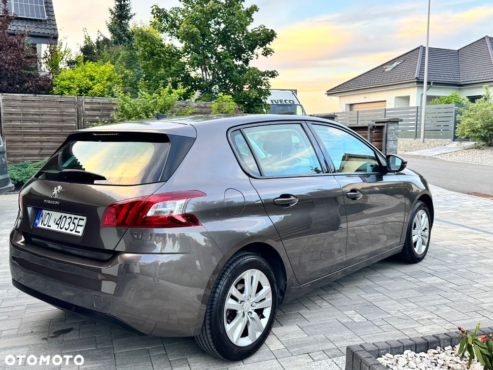 Peugeot 308 - 3