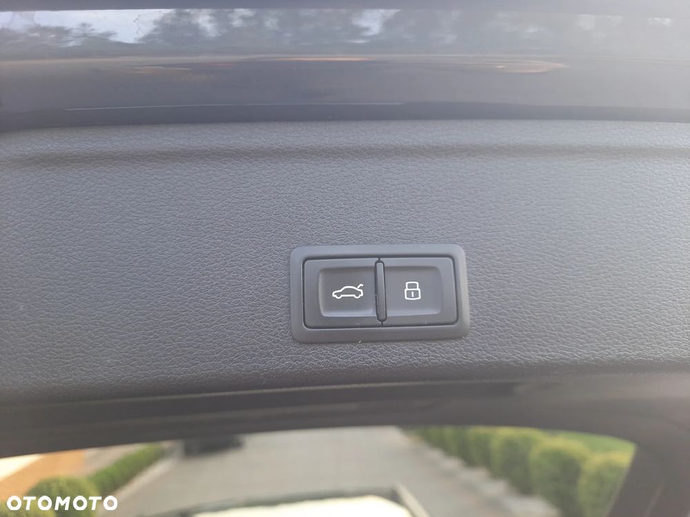 Audi A4 - 8