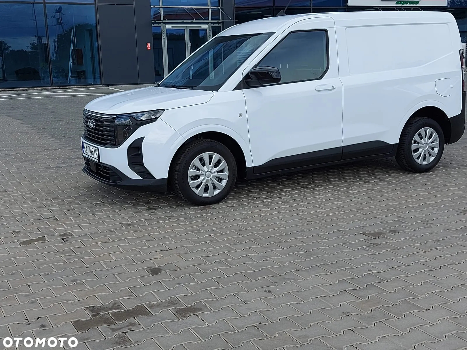 Ford Courier - 3