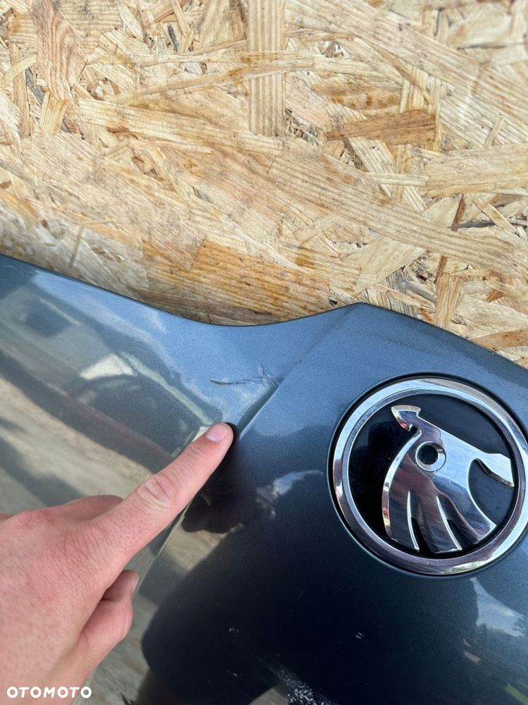 Skoda Fabia III 6V maska pokrywa silnika oryginalna 6V0 - 4