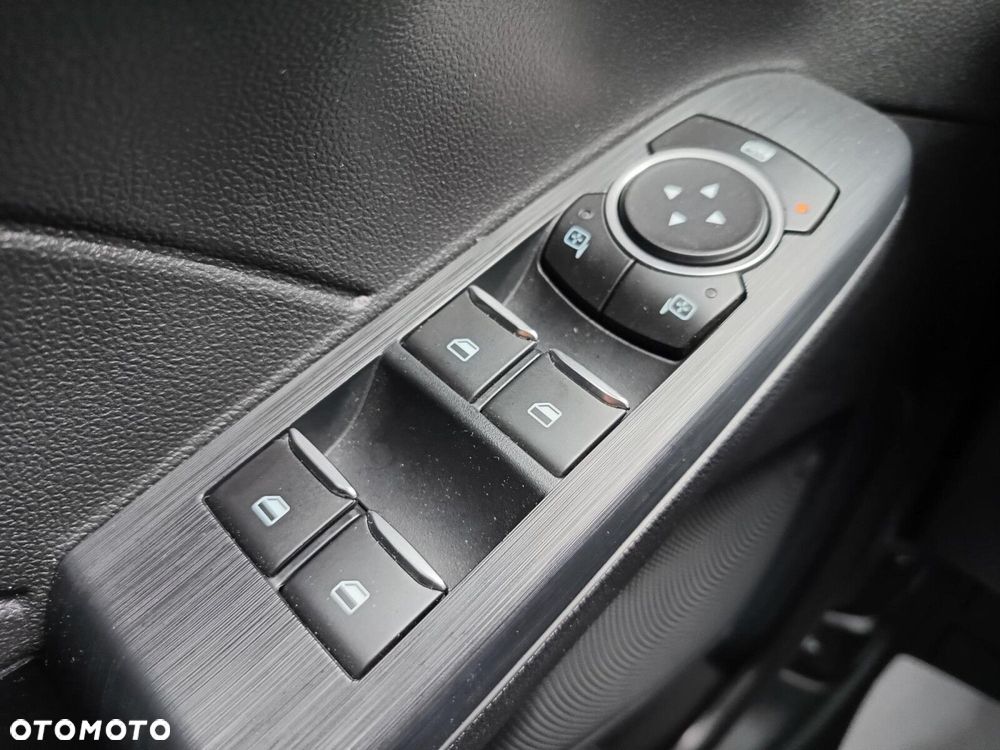 Ford Kuga 1.5 EcoBlue FWD Titanium - 25