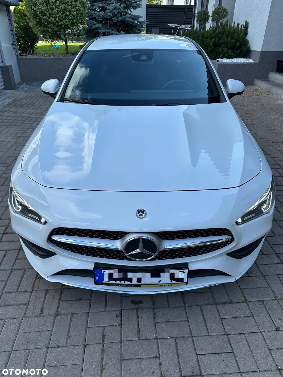 Mercedes-Benz CLA - 4