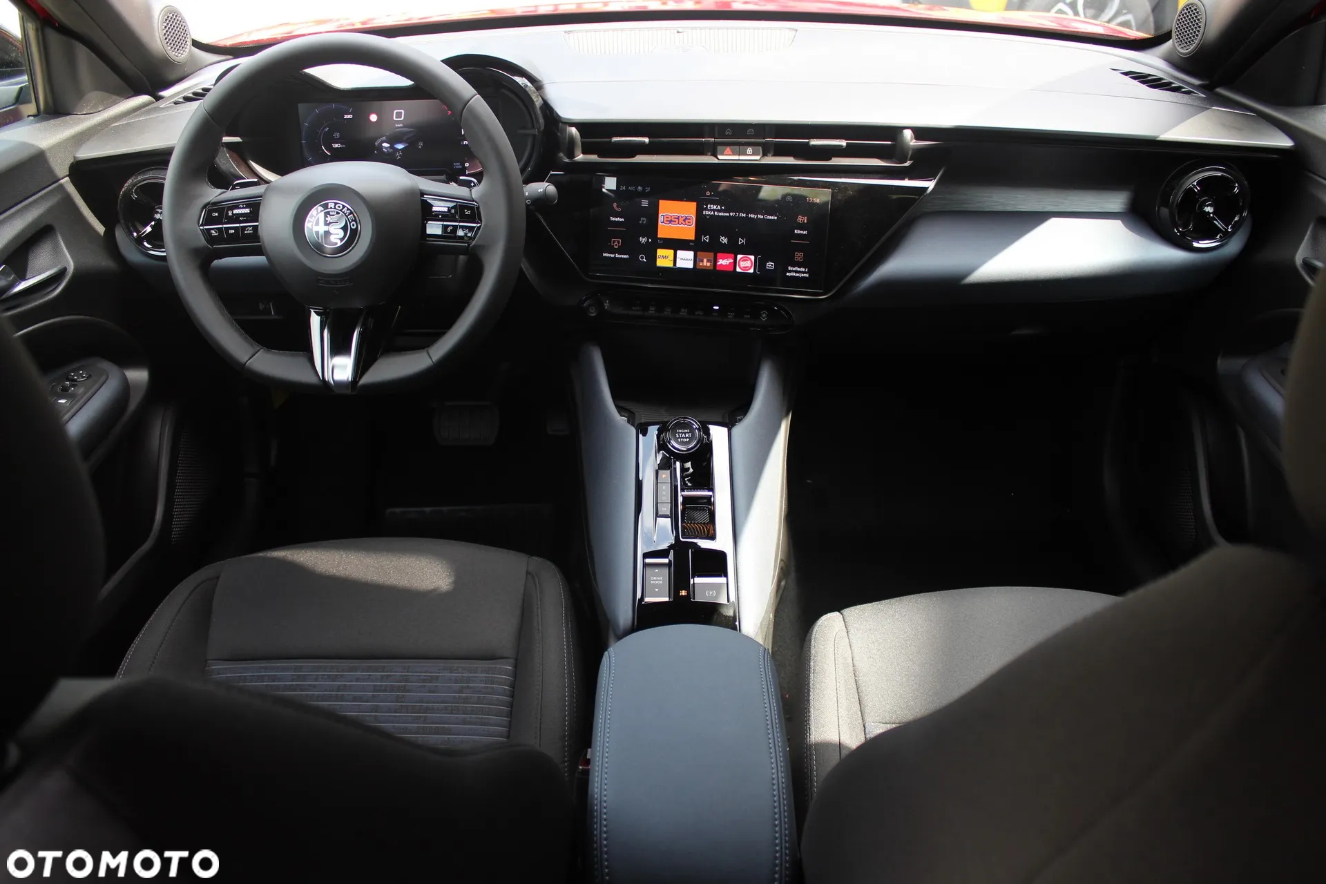 Alfa Romeo Junior 1.2 mHEV Ibrida eDCT - 8