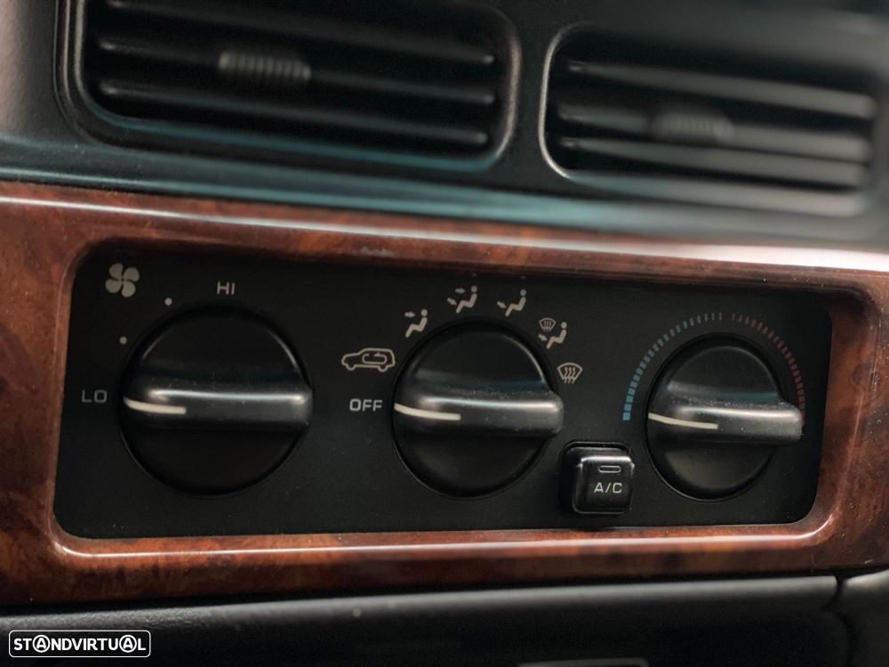 Jeep Grand Cherokee 2.5 TD Laredo - 20