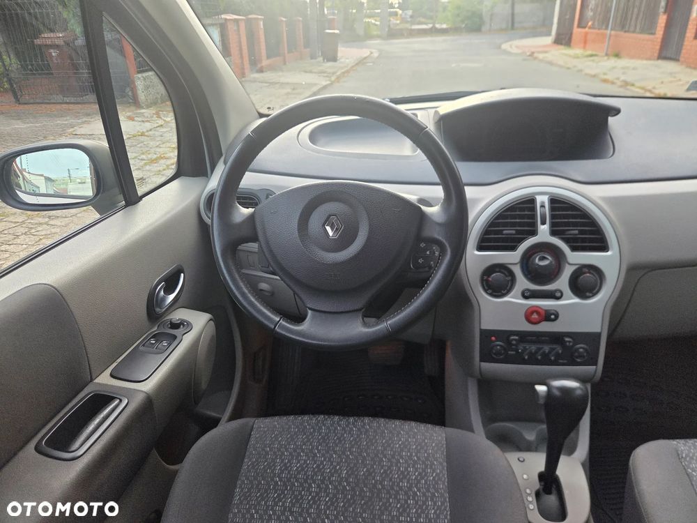 Renault Modus - 16