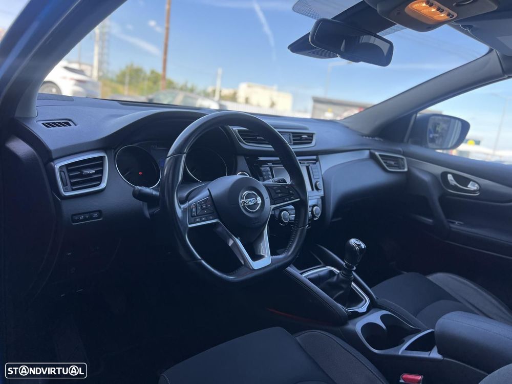 Nissan Qashqai 1.5 dCi N-Connecta - 6