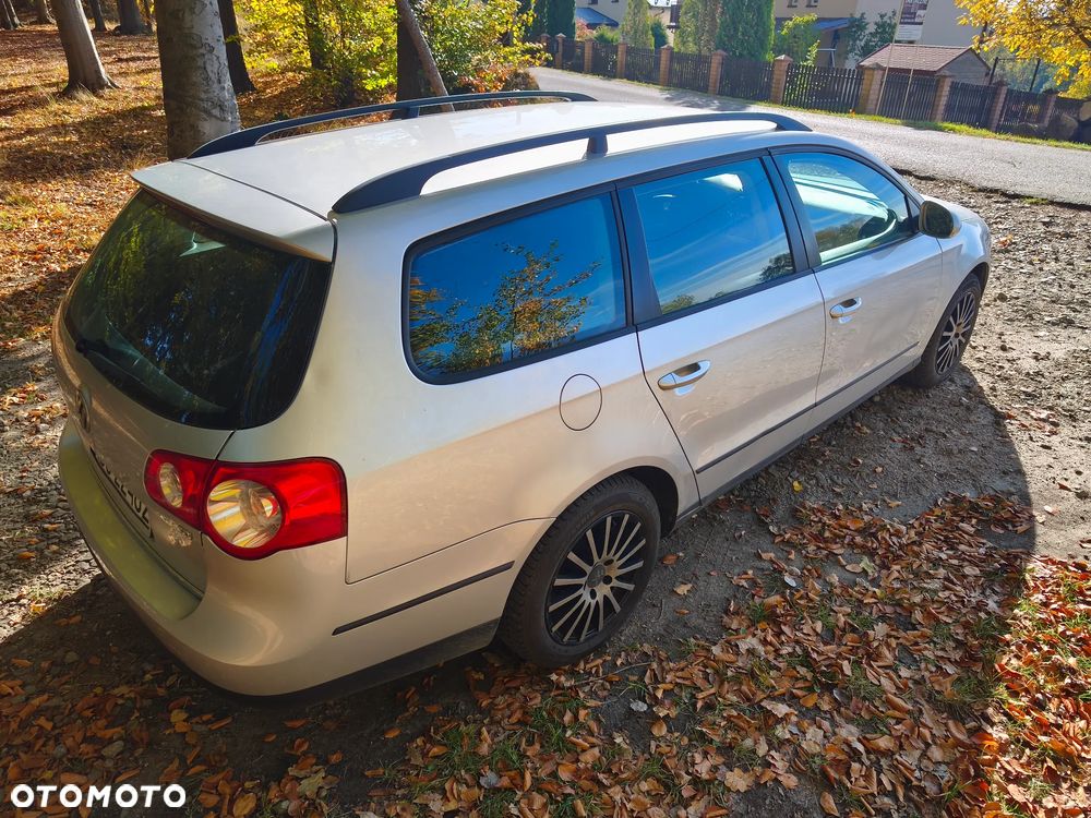 Volkswagen Passat - 12