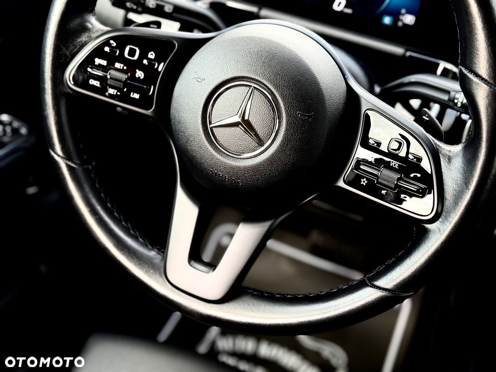 Mercedes-Benz Klasa B 180 d 8G-DCT - 35