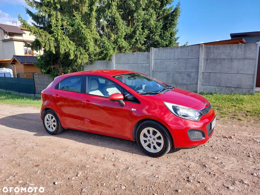 Kia Rio - 9