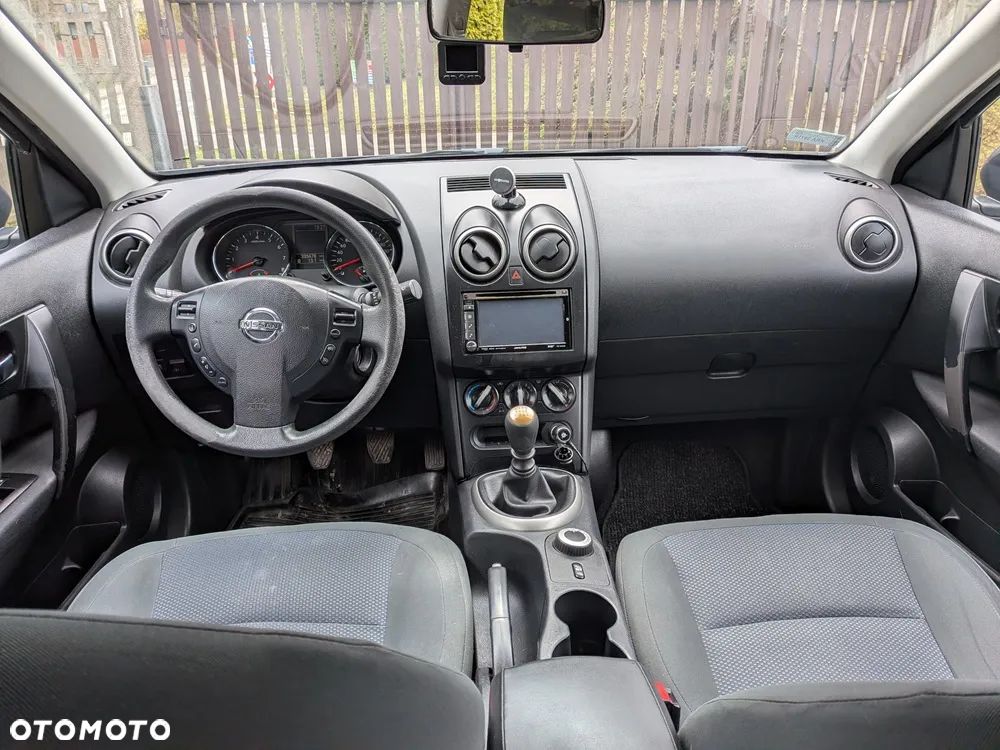 Nissan Qashqai+2 - 10